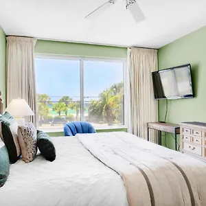 Leeward Key 204 Apartment